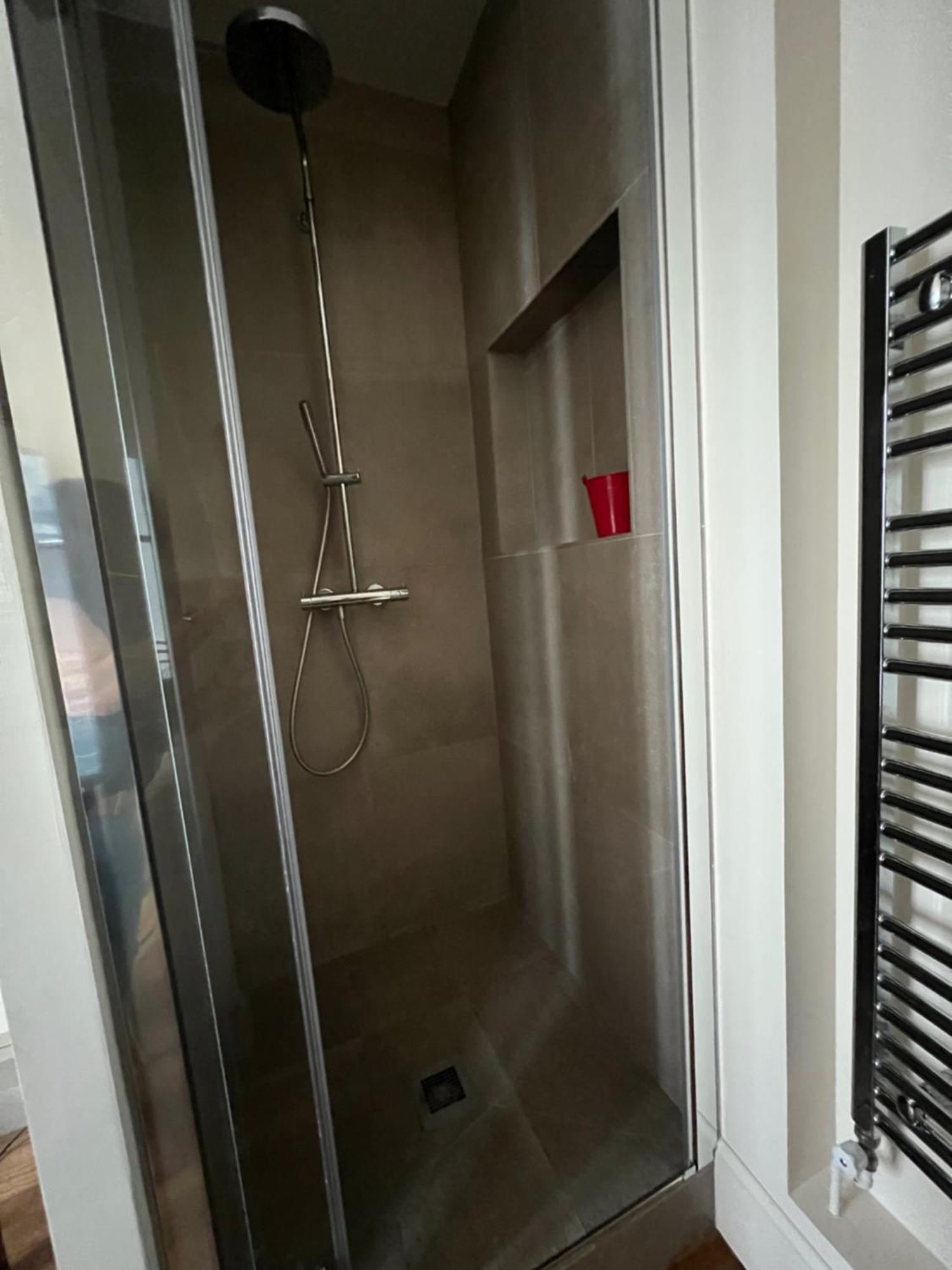 Hyper Centre ,Jolie Chambre Climatisee Avec Parking Securise Gratuit クレルモン・フェラン エクステリア 写真